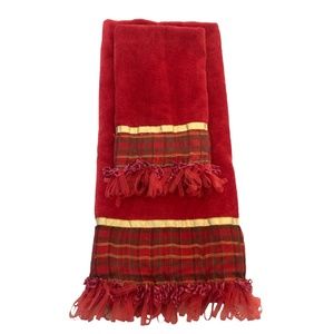 Stratford Home Red Plaid Gold Christmas & Hand Towel Decor Set